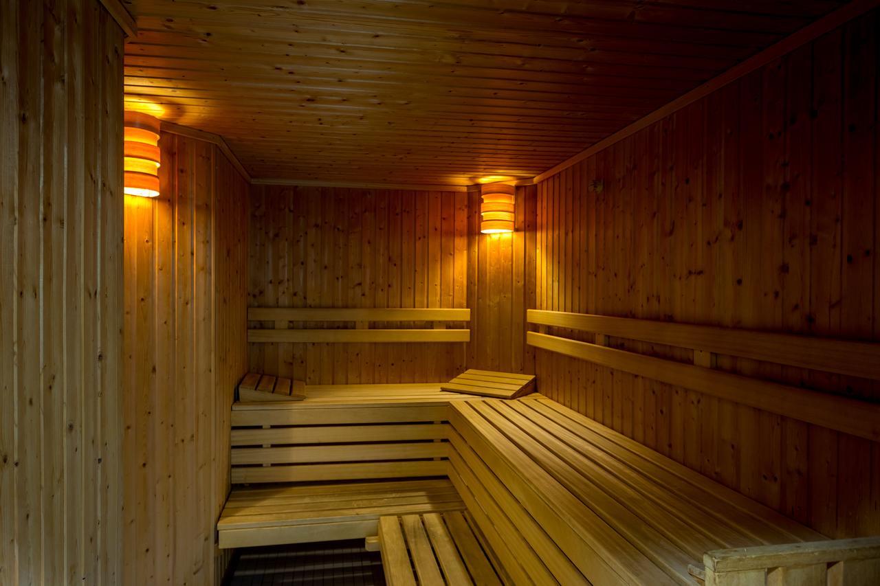Leag Konferenzcenter Schulungs- Und Tagungshotel Im Spreewald 뤼베나우 외부 사진